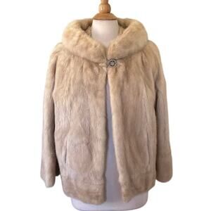 Zinman Furs Vintage Beige Fur Cardigan Shaw Single Button Closure Old Money